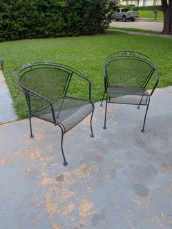 Large patio table in chairs