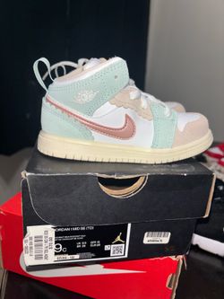 Jordan 1MID