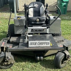 Dixie Chopper Excalibur (35 HP/74 Inch Deck)