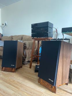 Pioneer HPM-500 + stands