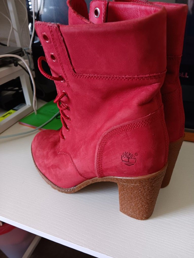 TIMBERLAND WOMAN BOOTS