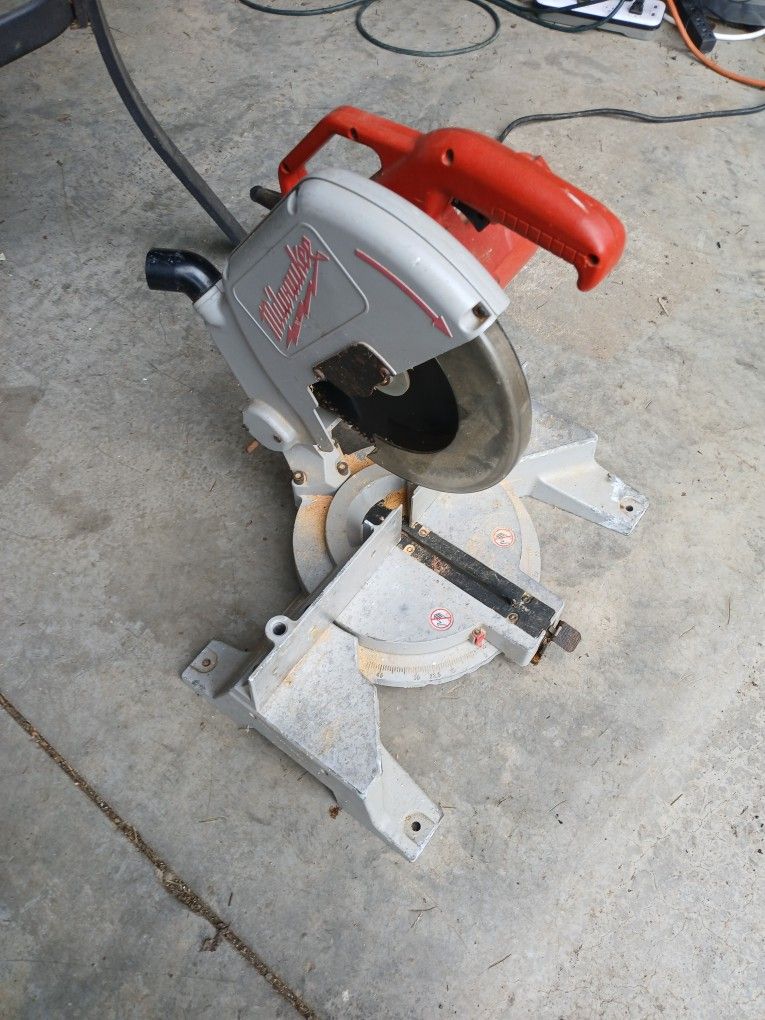 Ten inch magnum Miter saw