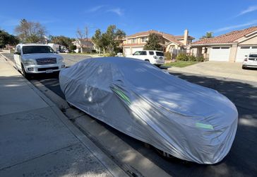 Mercedess Benz Cover For C Or E Series🚗Good Condition 🚗