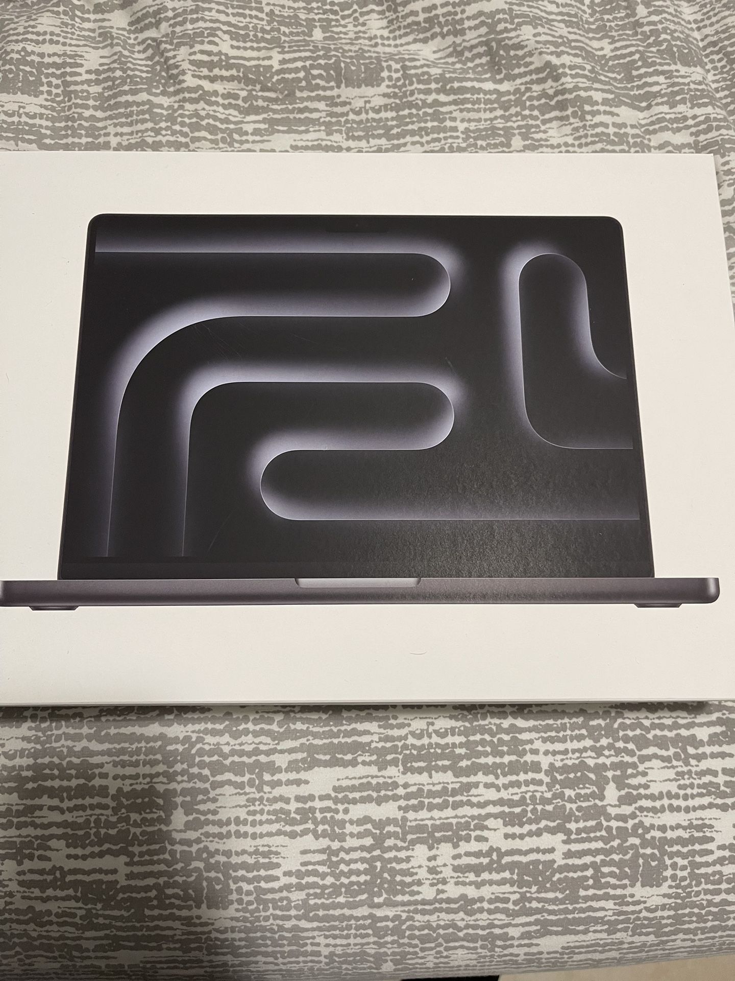 Mac Book Pro NEW NEVER USED