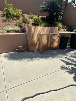 Free plywood, and 4x4