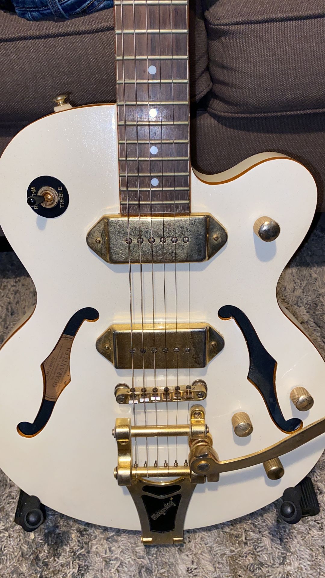 Epiphone Vintage Wildkat Pw Guitar With Bigsby