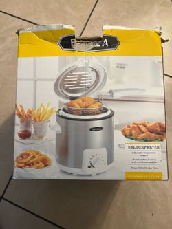 Bella 0.9L Deep Fryer