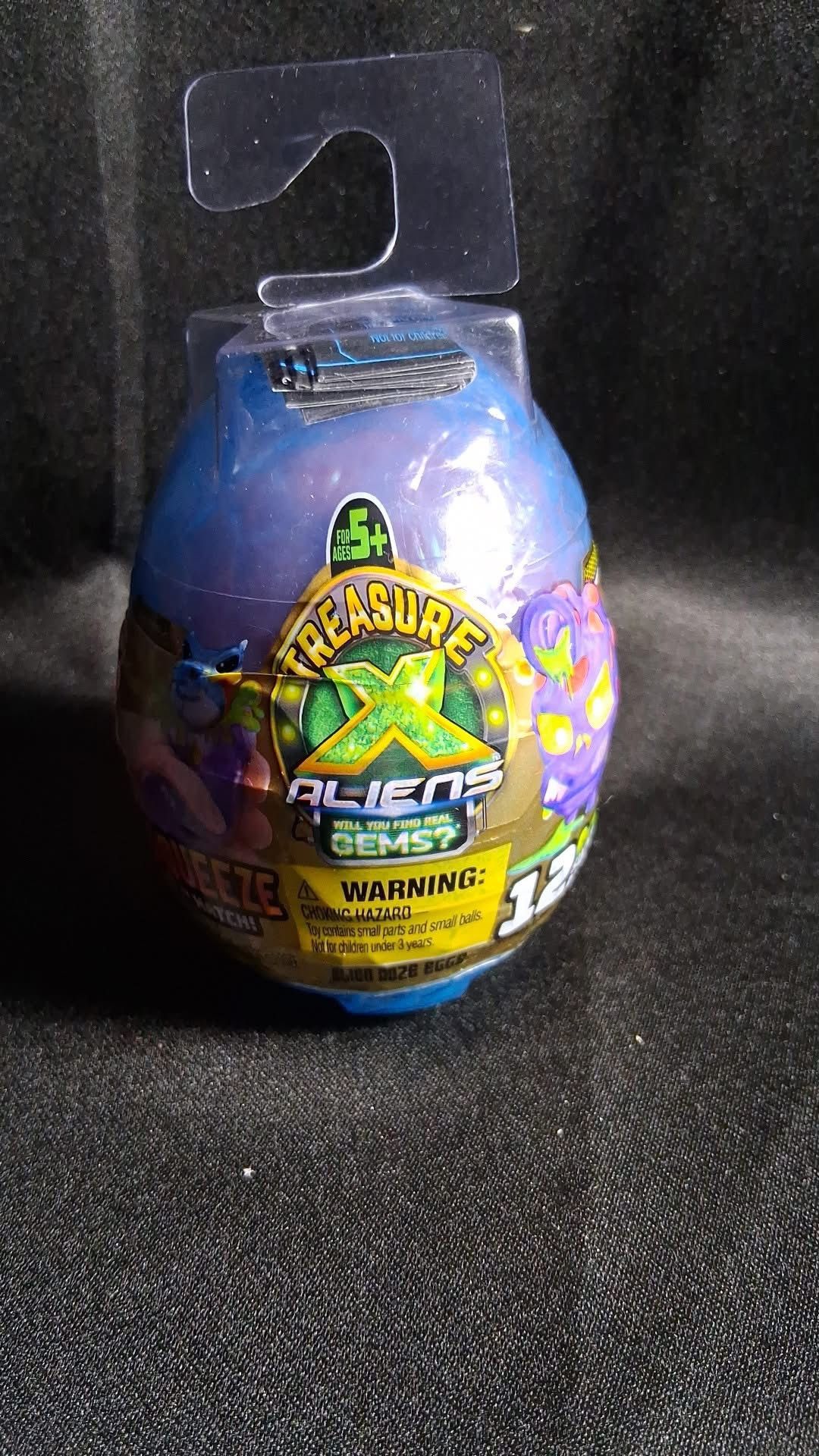 Alien Ooze Slime Treasure X Egg