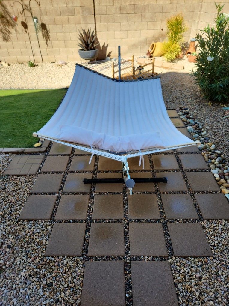Double Hammock With Stand 