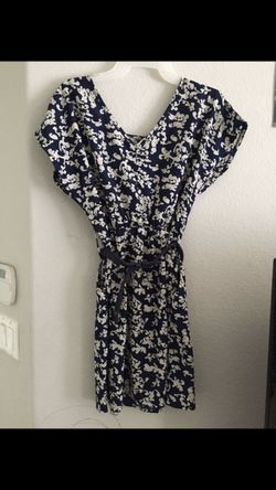Medium size dresses women rarely used