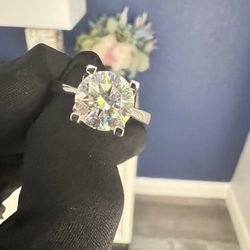 Brand New Moissanite Engagement Ring 3CT 18K White Gold Plated Sterling Silver