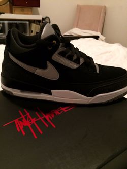 JORDAN 3 tinker. Size 11. New with receipt