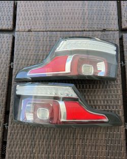 Only Left Rear Tail Light Lamp LED For 14-17 Land Rover Range Rover Sport