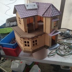 Birdhouse Large Birdhouse $100 New $25