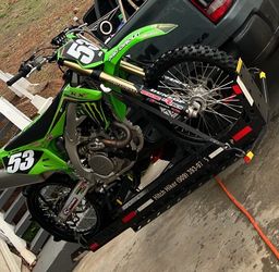 Dirt bike hitch carrier rack w/ramp