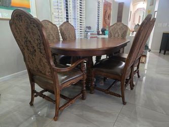 Dining Table with 6 Chairs