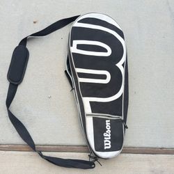 Wilson Tennis Racket Racquet padded Carry Case with shoulder strap Used

Be sure to see all the other items I have listed for sale. Other tennis racke