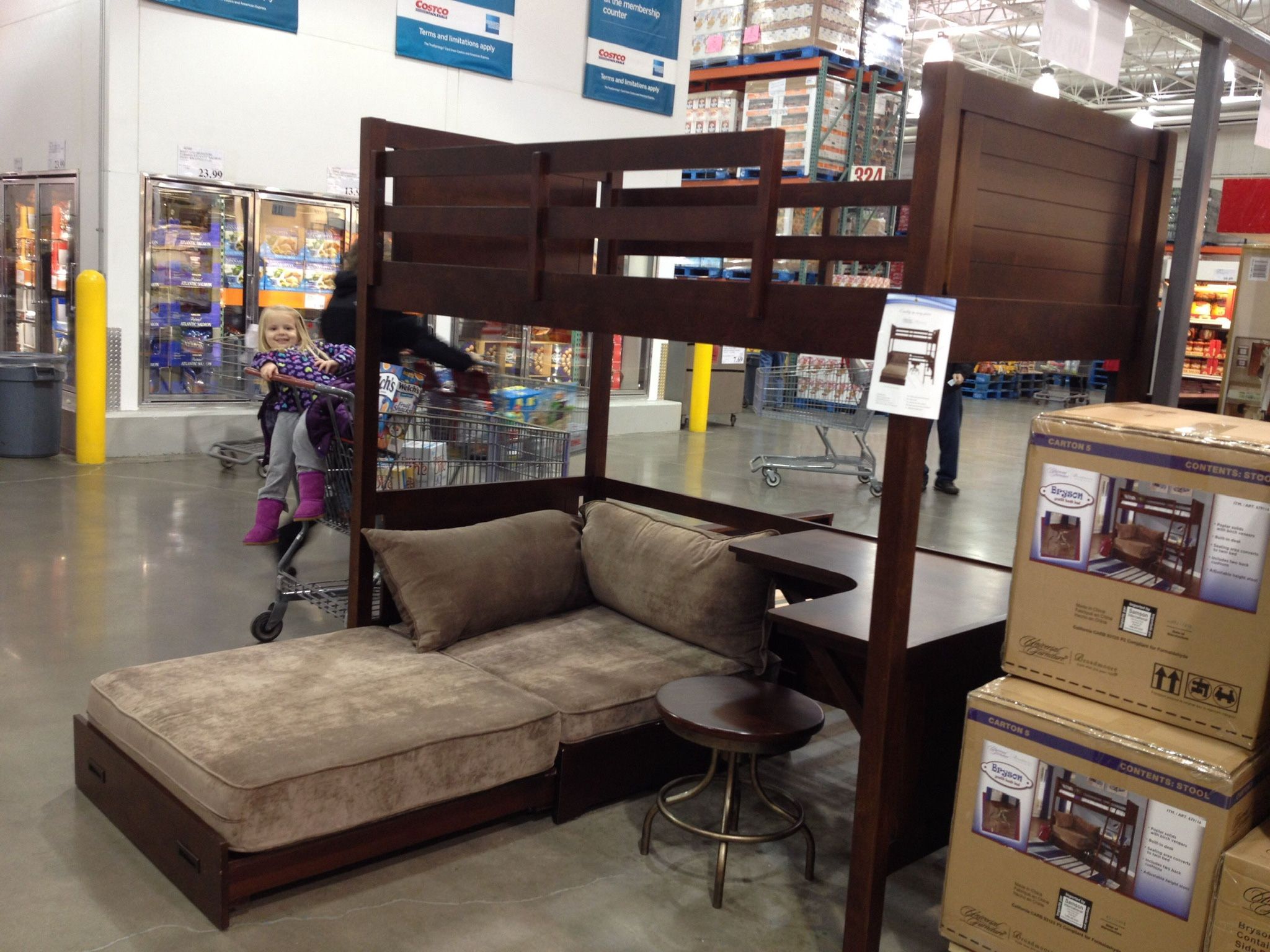 Universal Furniture Bryson Twin Bunk Bed for Sale in Palmdale, CA OfferUp