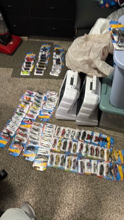 Hot wheels 86 of them