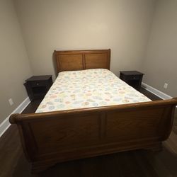 Queen Bed Furniture Set With Night Stands
