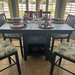 High Top Kitchen Table And Chairs 