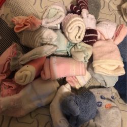 Baby Girl Socks And Mitten 
