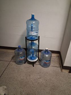 Stand With 4 Bottles
