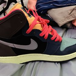 Nike Air Jordan Retro 1 High OG “Tokyo Bio Hack” youth sneaker