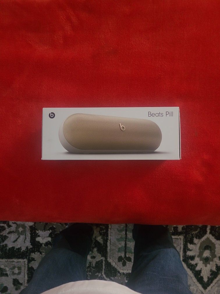 Beats Pill