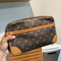 Louis Vuitton Trocadéro 27 Vintage Monogram – Authentic