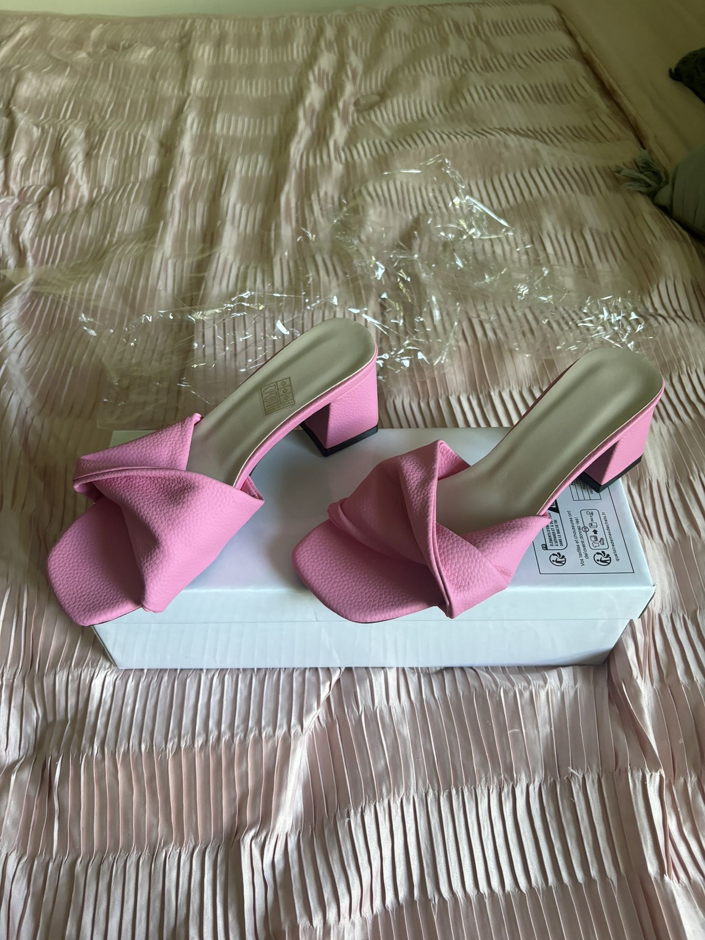 pink mules