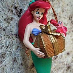 Vintage Ornament - Little Mermaid / (Ariel)