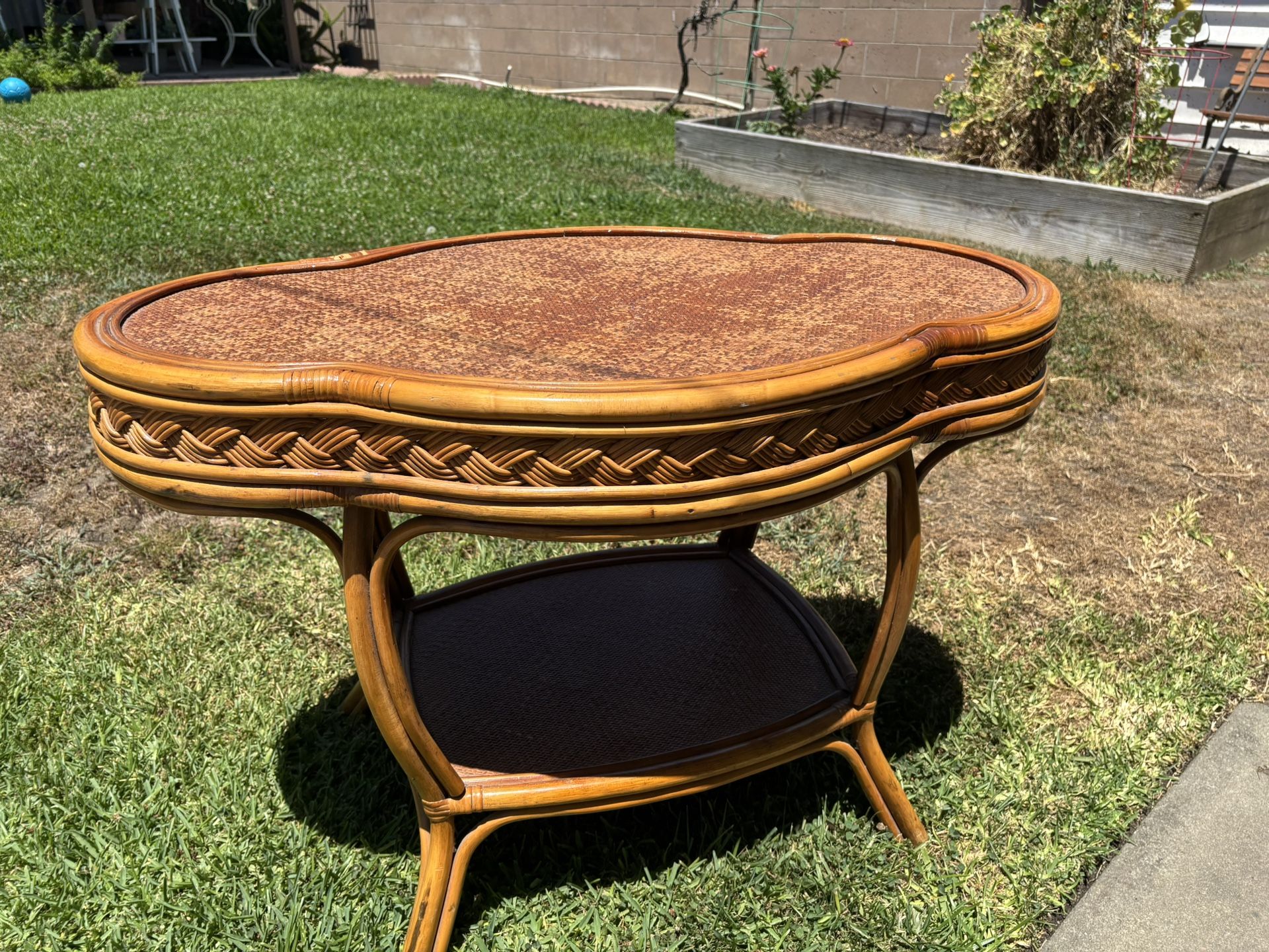 Rattan Table
