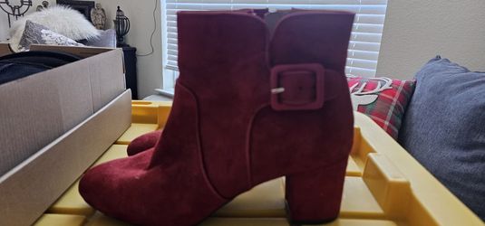 Red Ankle Boots - $15 Size 9.5 - Suede Like Material