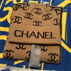 Channel Scarf And Beanie