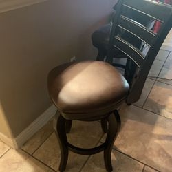 3- BAR STOOLS (swivel)