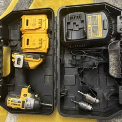 DeWalt 20V MAX XR Drill Set - 3 Batteries + Charger - Ready to Work
