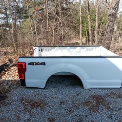 17-22 Ford F-250-450 Aluminum 8ft Bed PERFECT SHAPE!!!!