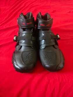 Motorcycle boots