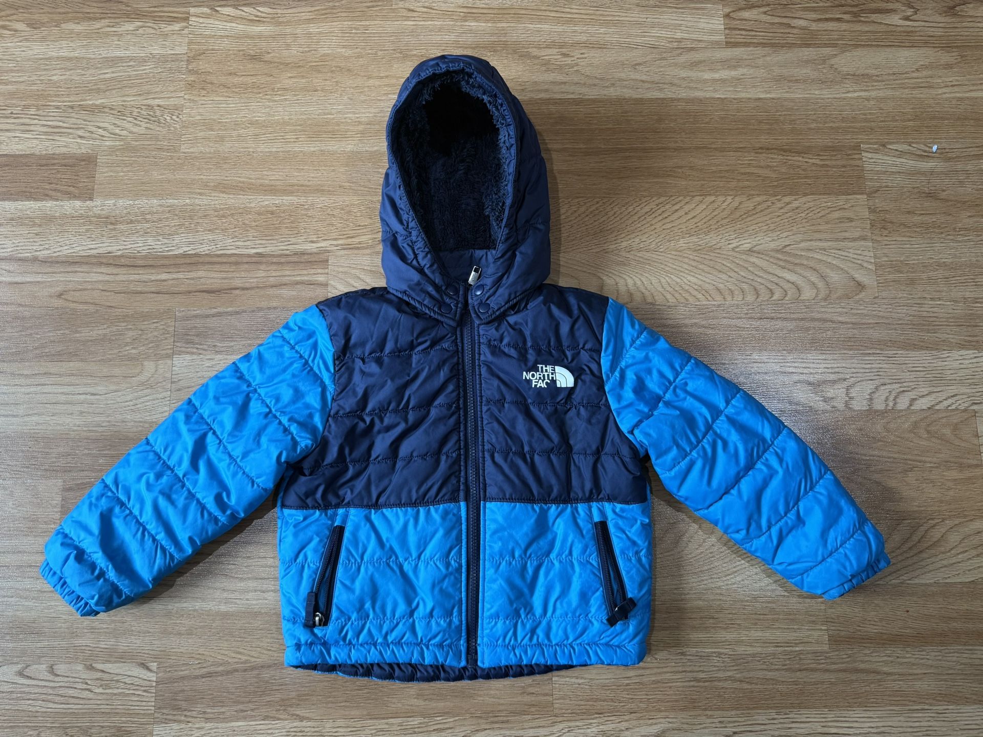The north face boy's jacket, size XS