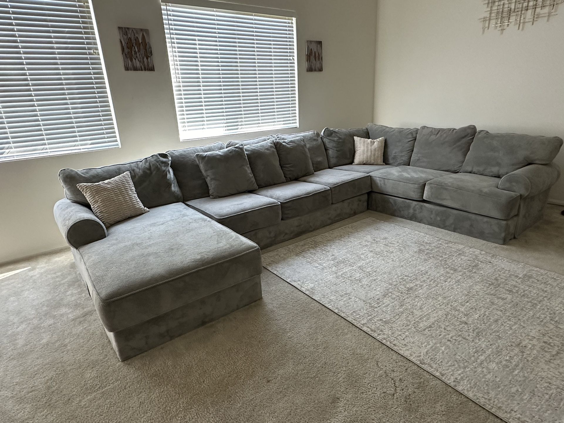 Large Sectional sofa
