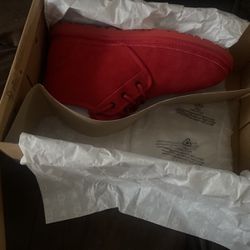 Size 11 Ugg Chukka Boots In Red