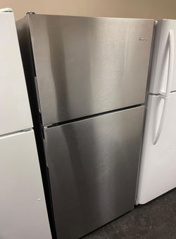 Amana Top Freezer Fridge – Stainless, Clean