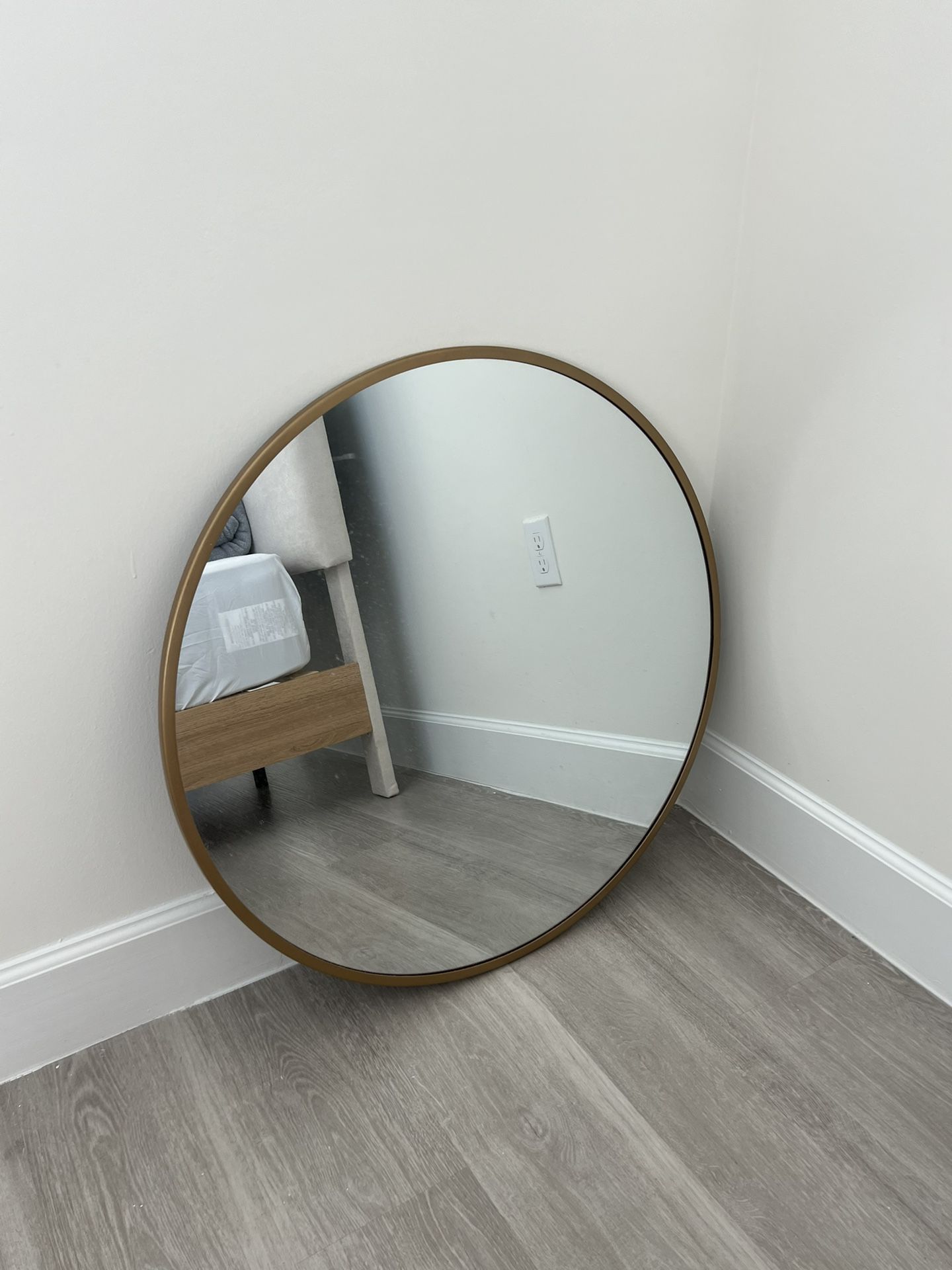 Large Round Mirror 