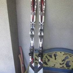SALOMON Tornado 162cm wide parabolic shaped snow skis with bindings