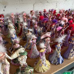 Vintage Thomas Kinkade Porcelain Figurines – Large Collection