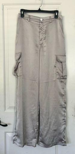 Women’s Cargo Pants Size Large