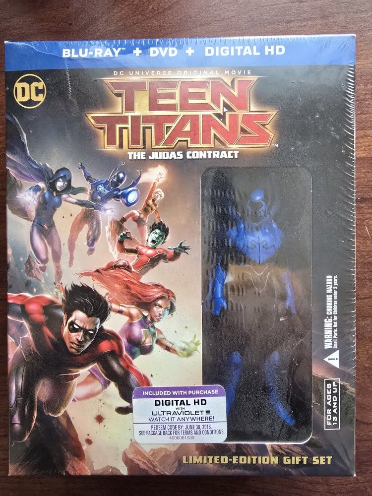 DC Comics Teen Titans Limited Edition Gift Set, Accepting Best Offer