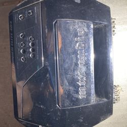 audio amplifiers - thunder elite 404  & 15010