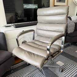 Restoration Hardware Oviedo Office Chair in Cavalo Graphite